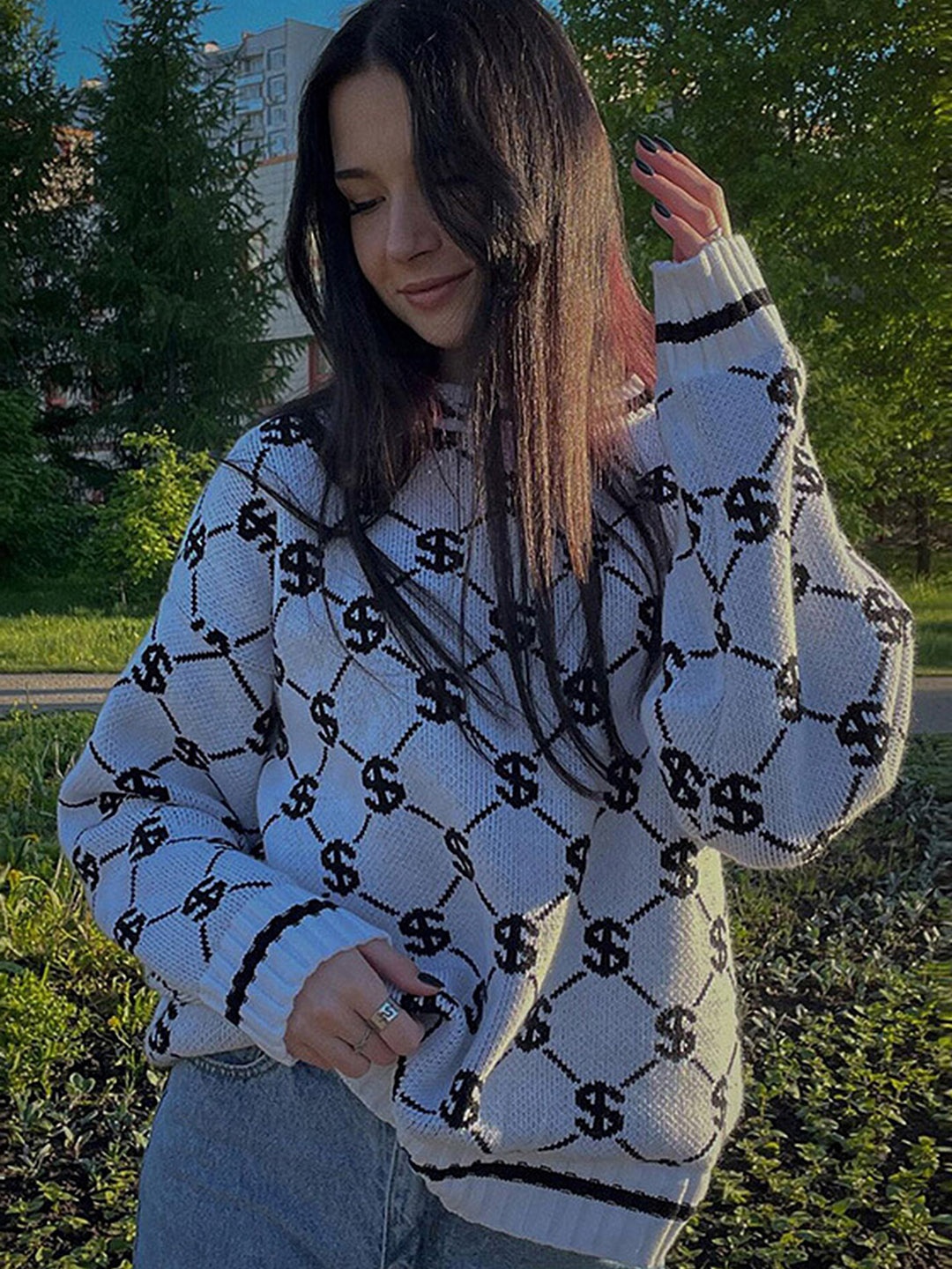 

LULU & SKY Women White & Black Printed Pullover