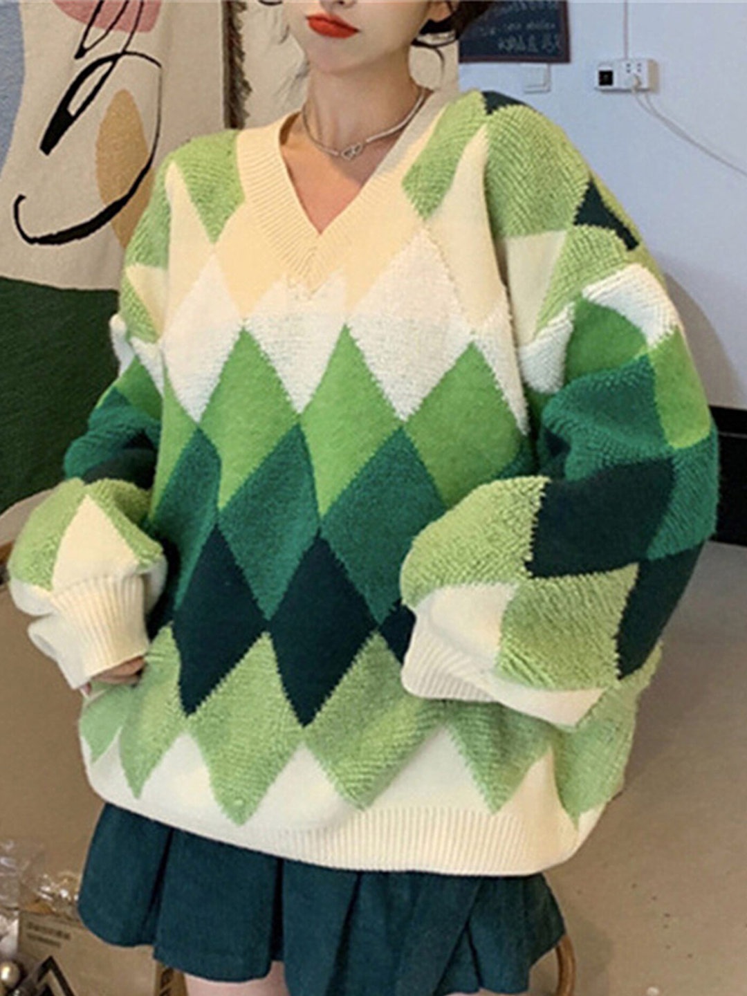 

LULU & SKY Geometric Self Design V-Neck Pullover, Green