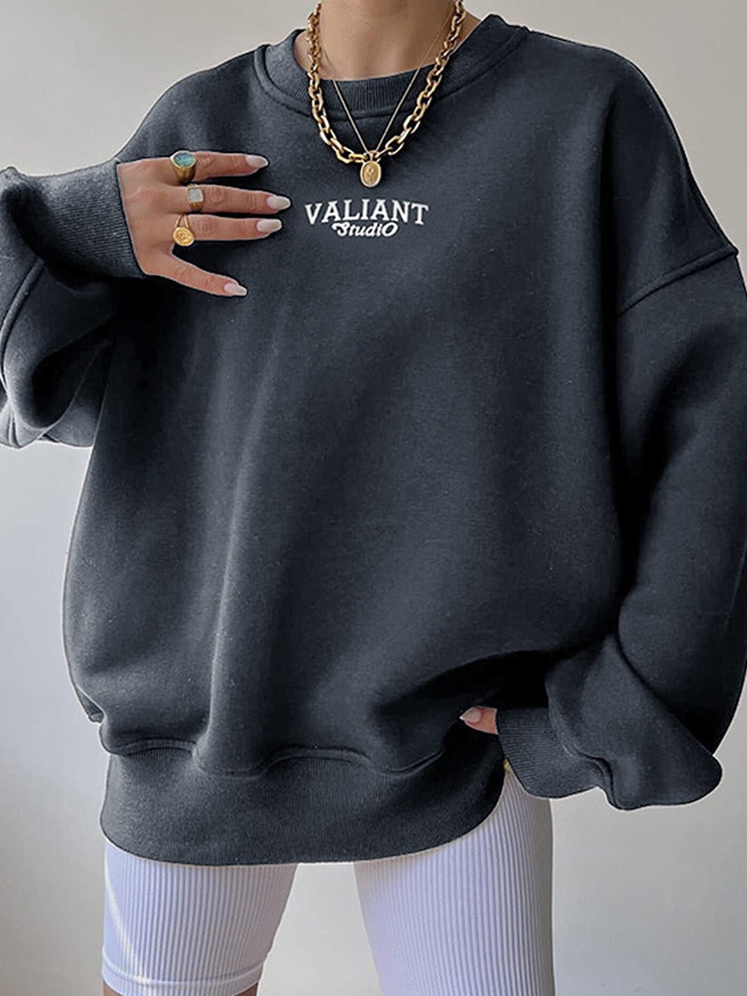 

LULU & SKY Relaxed-Fit Round Neck Long Sleeve Pullover Sweatshirt, Grey
