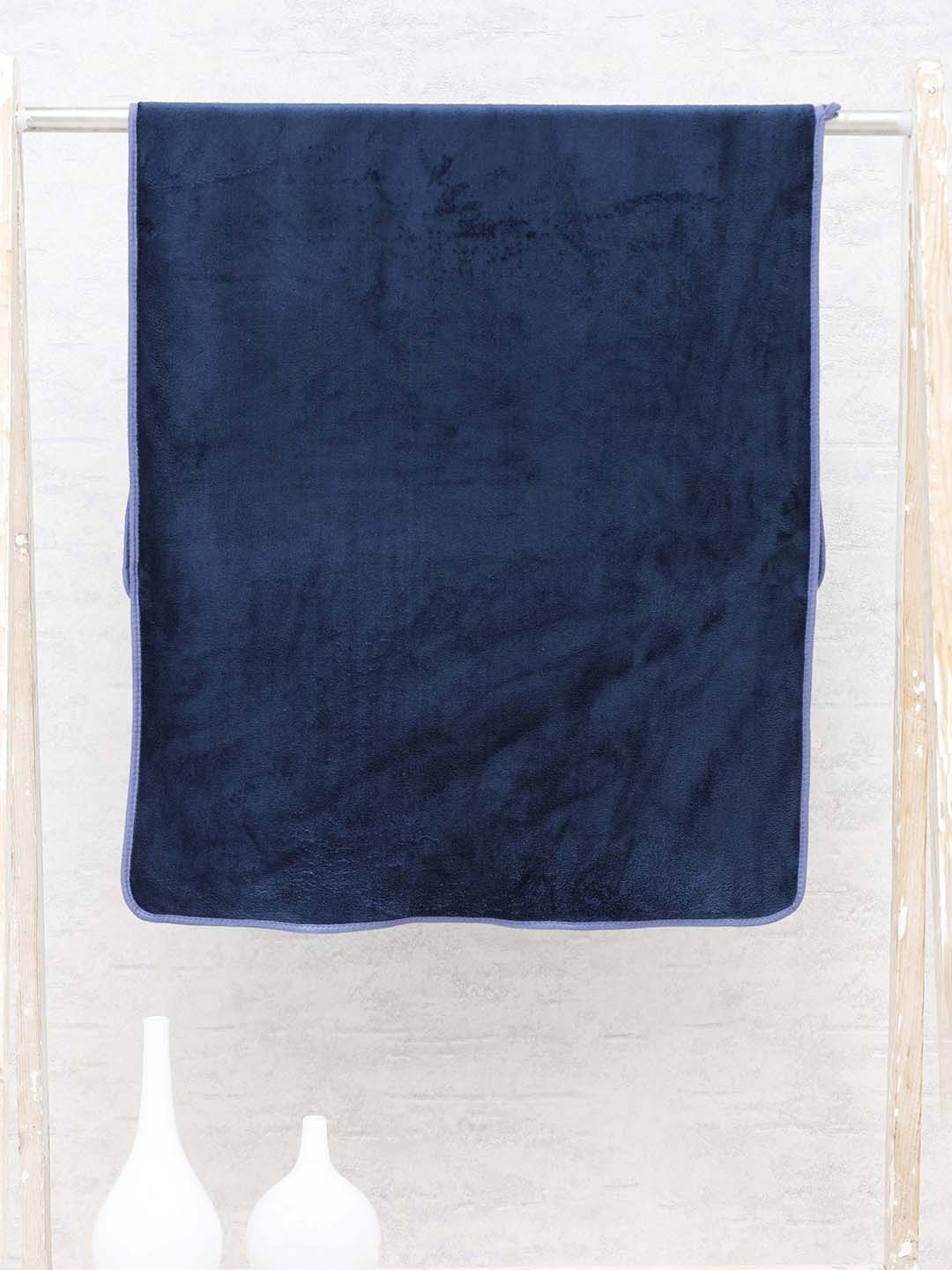 

Ariana Navy Blue Superior High-Absorbent 400 GSM Micro Fleece Bath Towel