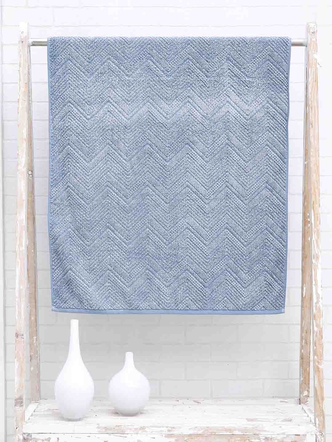 

Ariana Blue Patterned SuperSoft High-Absorbent 550 GSM Quick-Dry Cotton Bath Towel