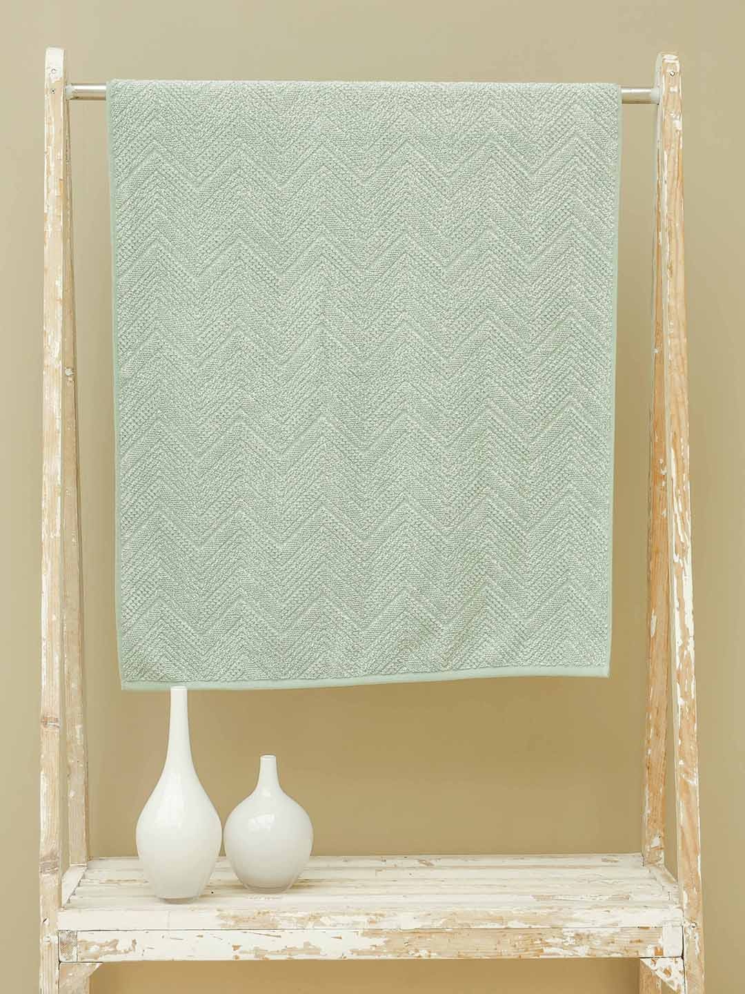 

Ariana Blue Patterned SuperSoft High-Absorbent 550 GSM Quick-Dry Cotton Bath Towel