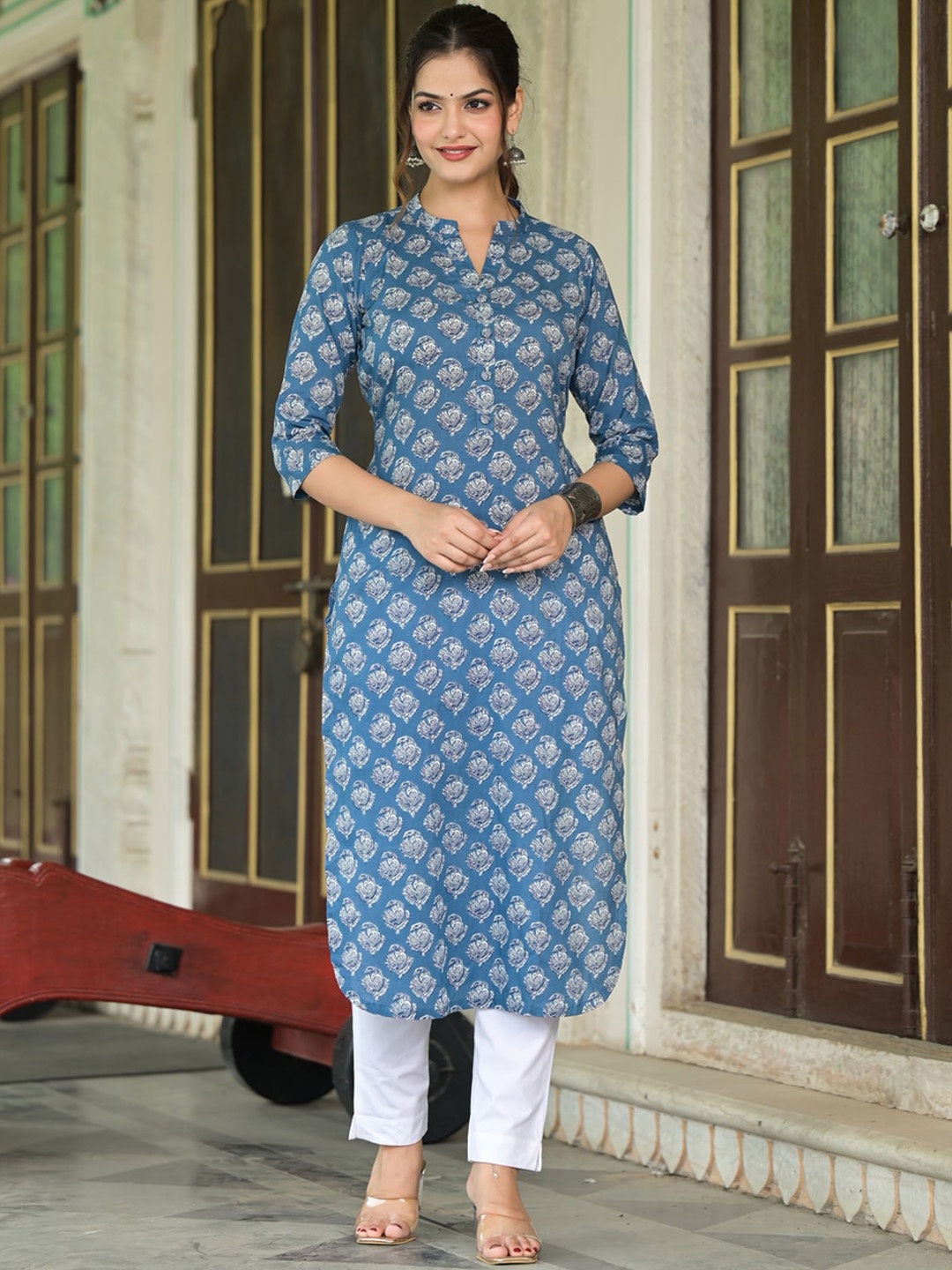

Jaipuri Adaah Ethnic Motifs Printed Mandarin Neck Straight Cotton Kurta, Blue