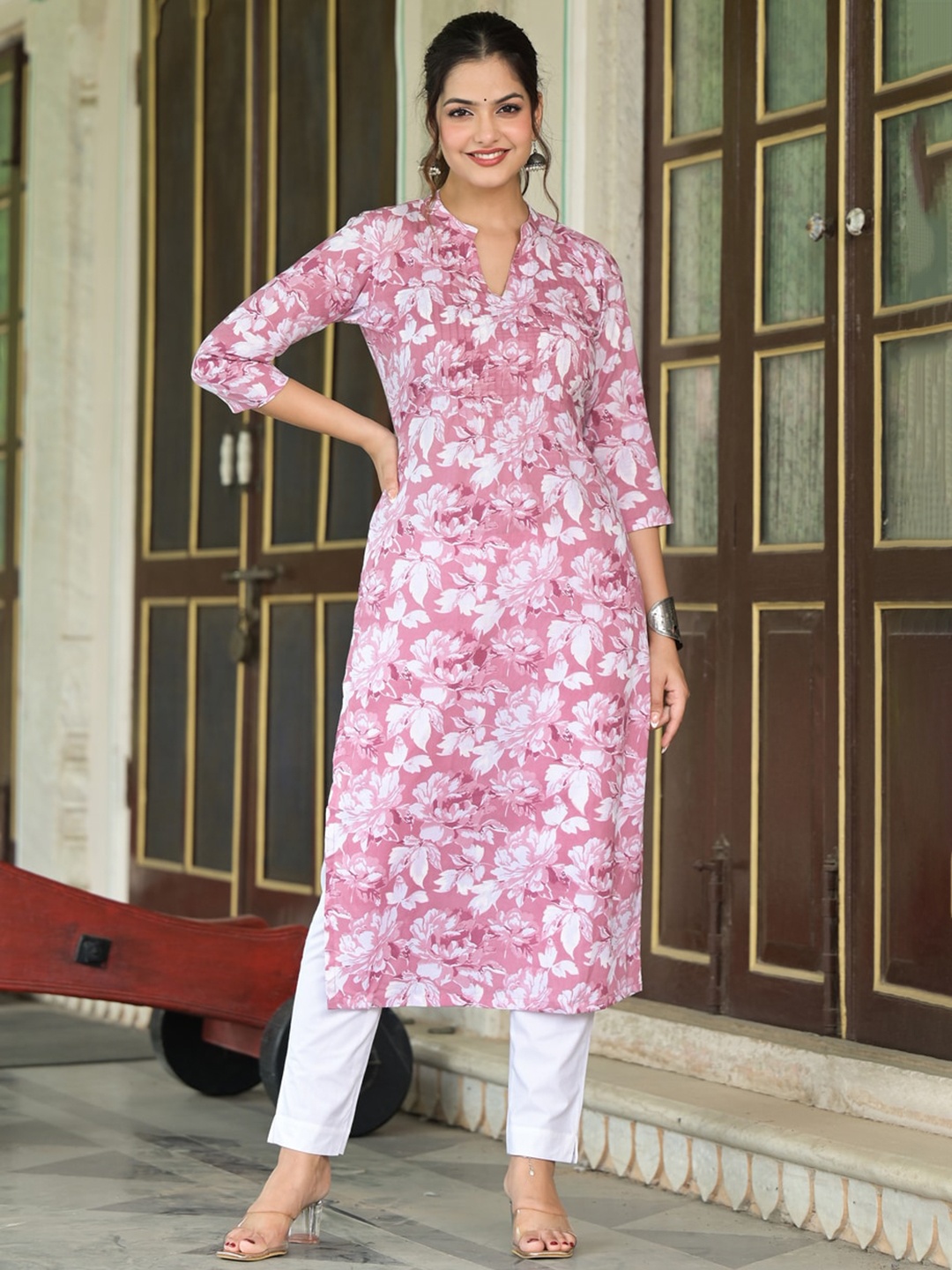 

Jaipuri Adaah Floral Printed Mandarin Neck Straight Cotton Kurta, Pink