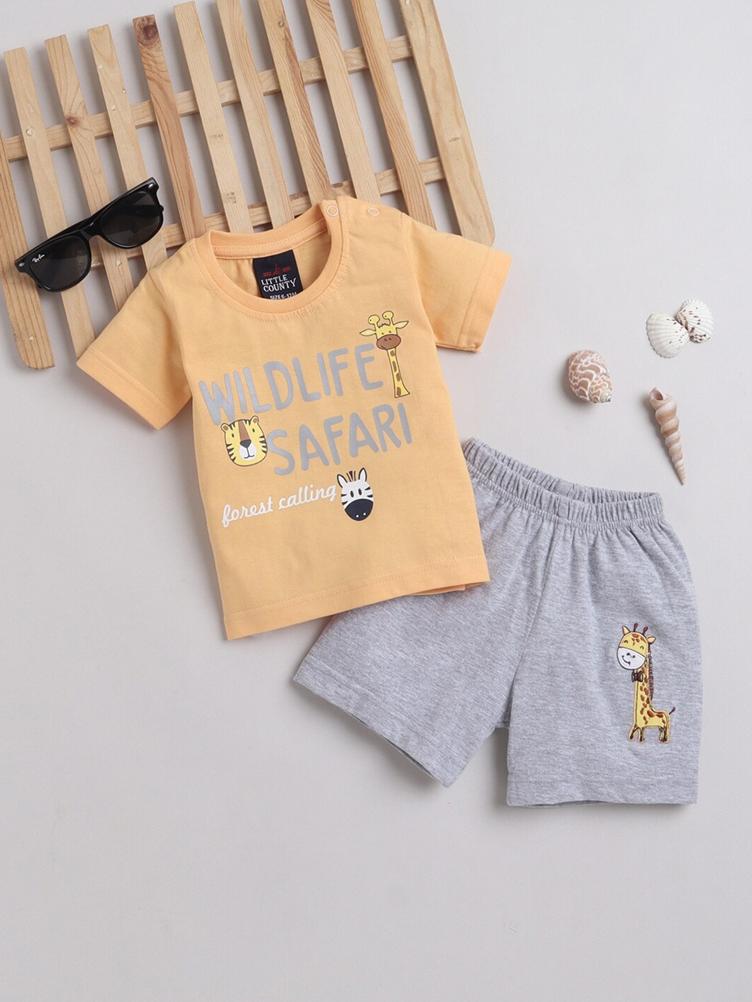 

Little County Infants Boys Printed Pure Cotton T-shirt With Shorts, Peach