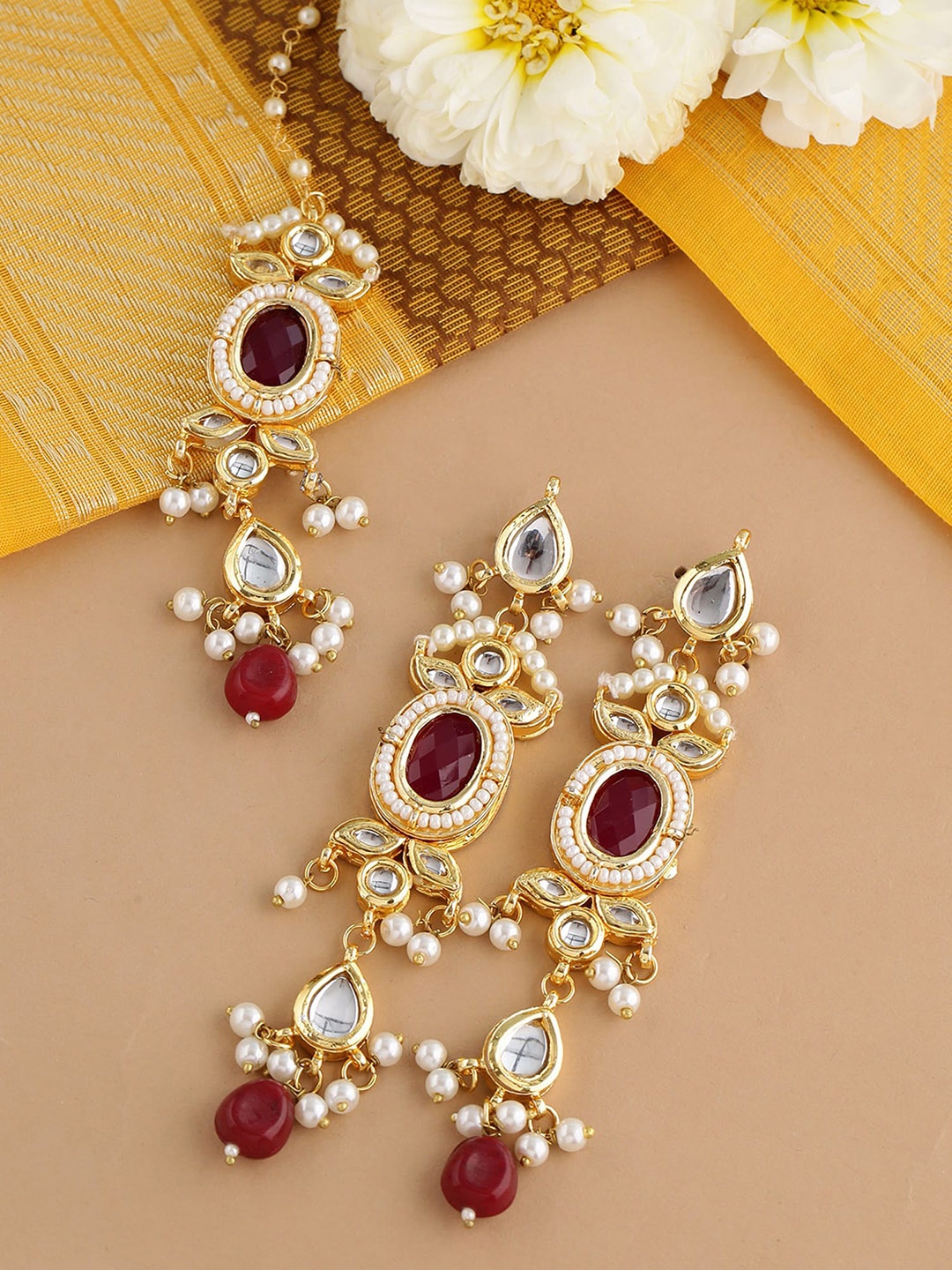 

Shoshaa Gold-Plated Kundan-Studded Beaded Maang Tika & Earrings