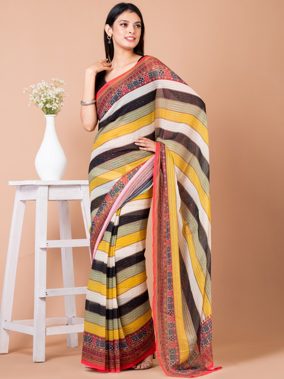 

Angroop Striped Sequinned Saree, Red