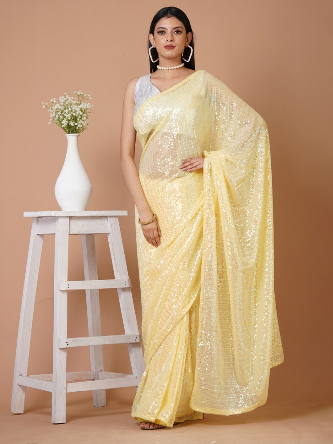 

Angroop Embellished Sequinned Saree, Yellow