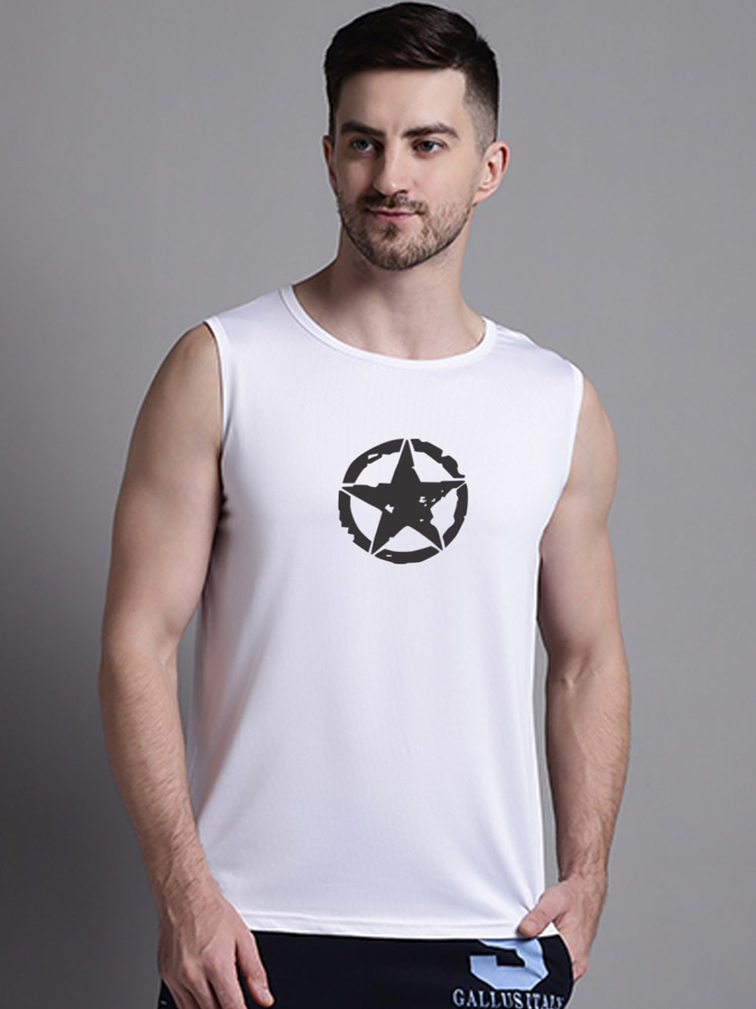 

Friskers Slim Fit Graphic Printed Round Neck Sleeveless Running T-shirt, White