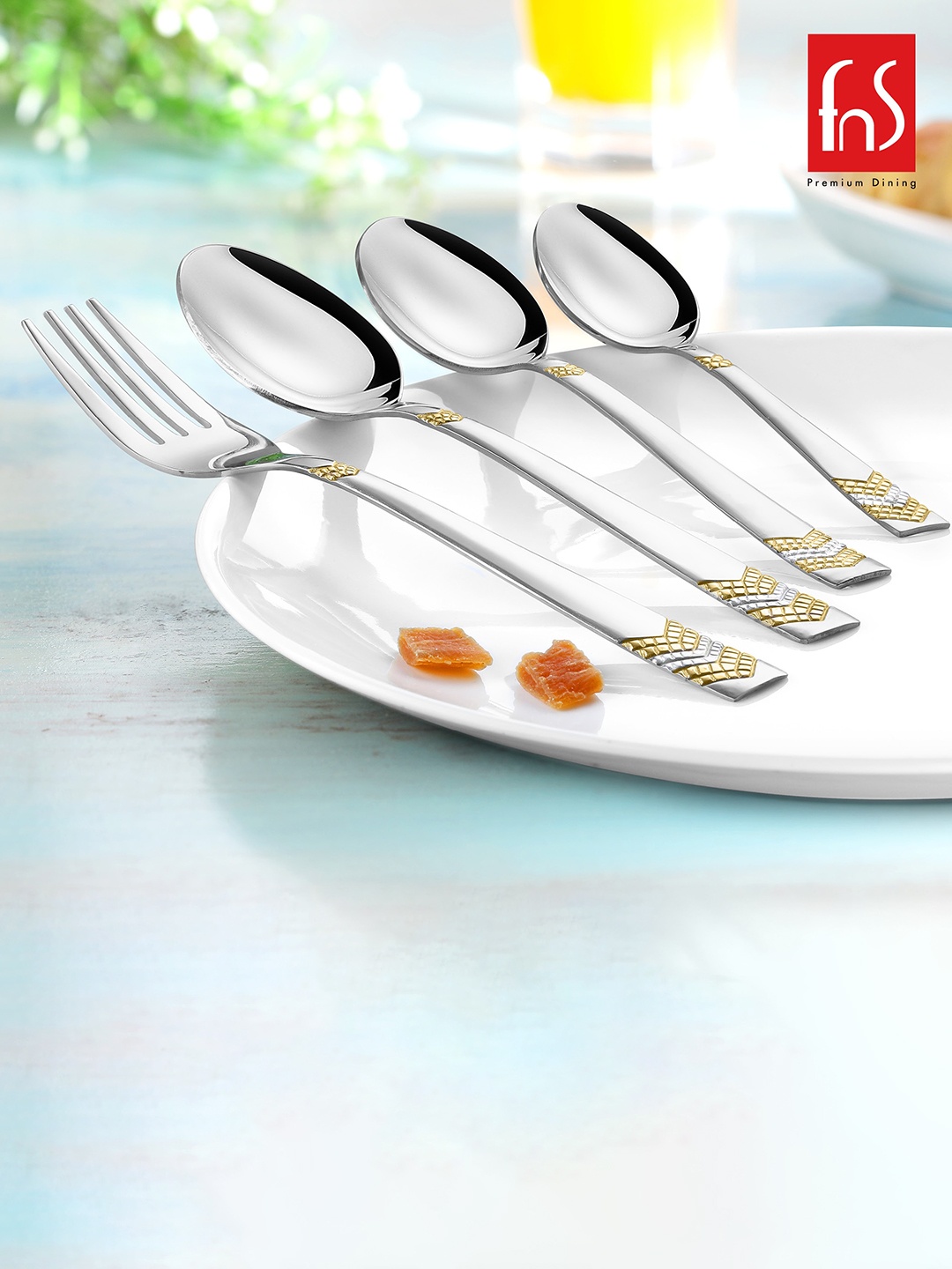 

FNS Silver-Toned 24 Pieces Textured Stainless Steel Cutlery Set