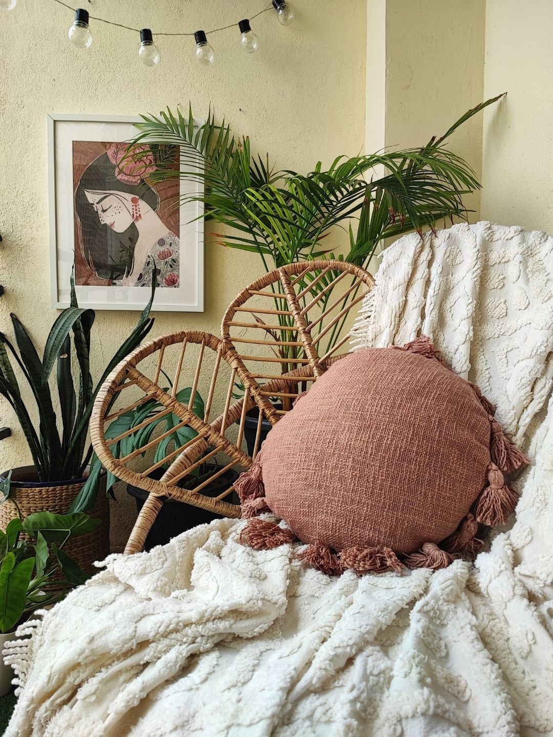 

HYPPY Peach-Coloured Tasselled Cotton Round Cushion Cover