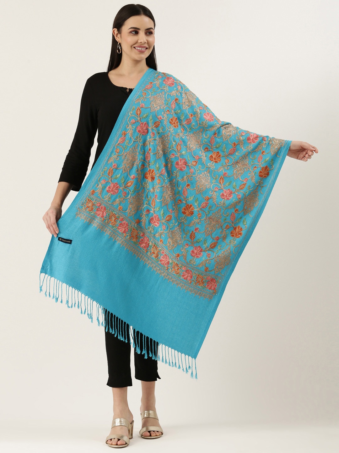 

Pashmoda Aari Floral Embroidered Stole, Blue