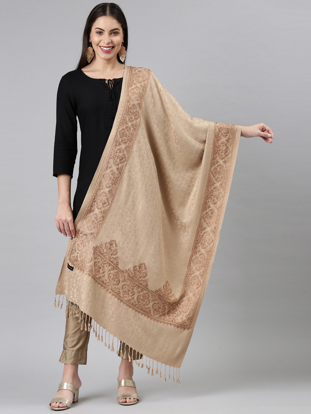 

Pashmoda Floral Aari Embroidered Stole, Beige