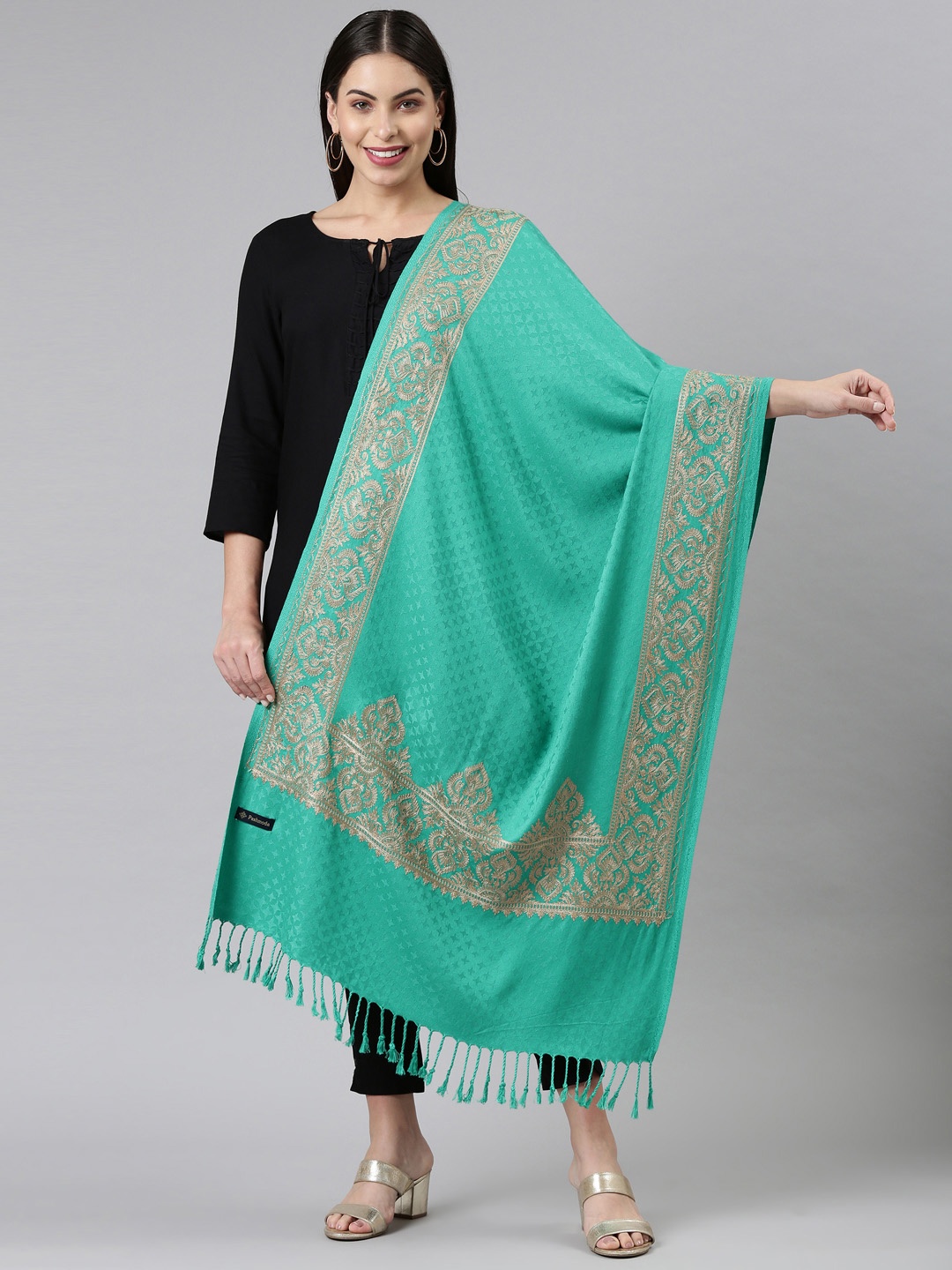 

Pashmoda Aari Embroidered Stole, Green