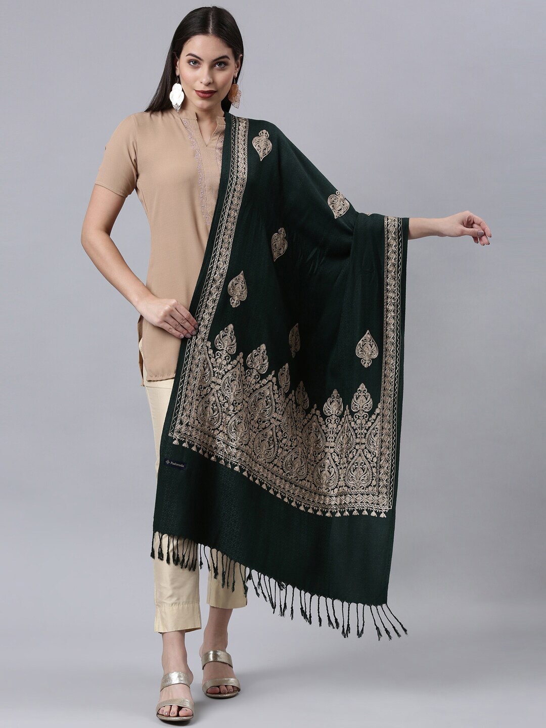 

Pashmoda Women Ethnic Motifs Embroidered Shawl, Green