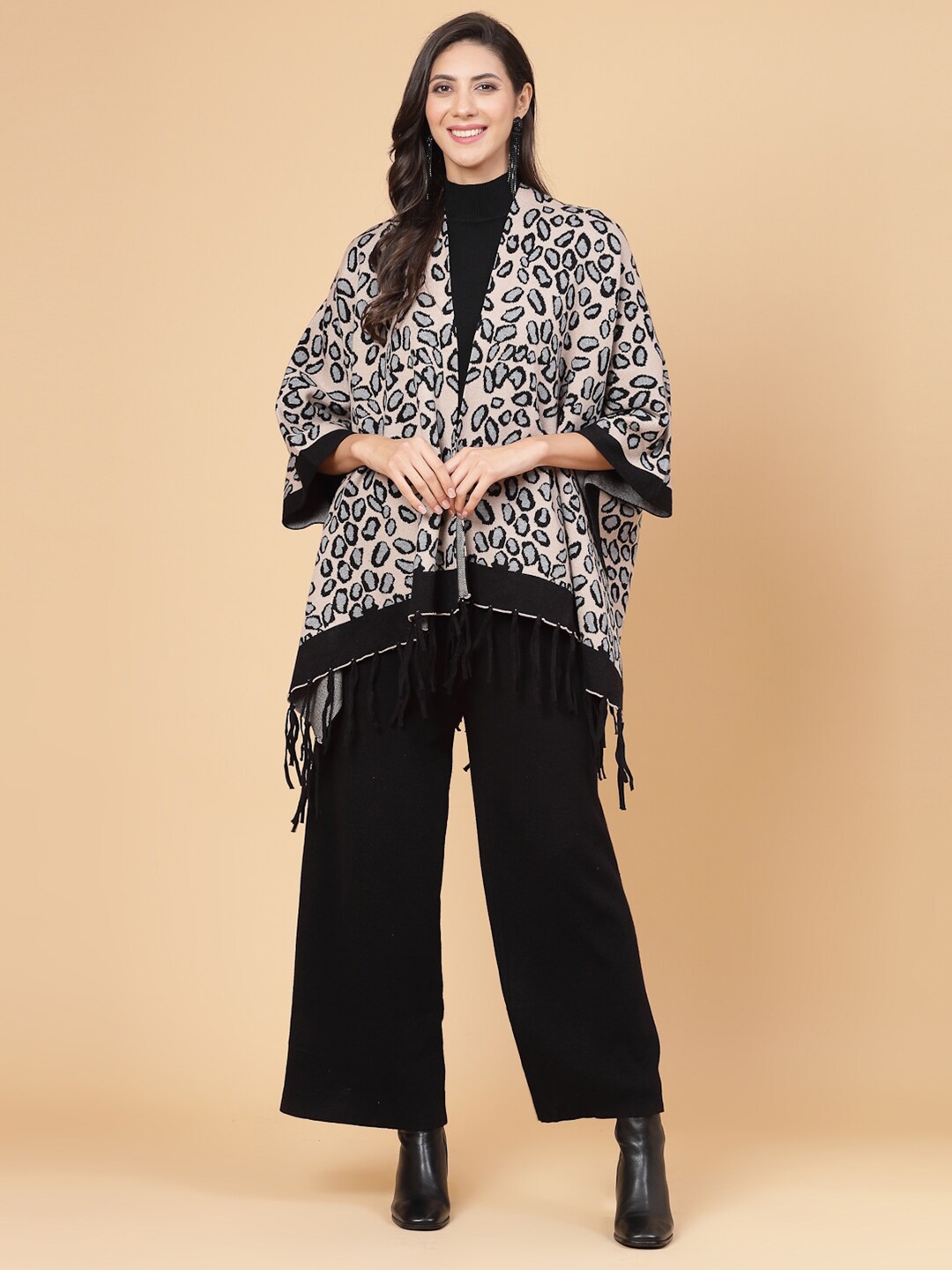 

Mafadeny High Neck Top With Palazzos, Cream