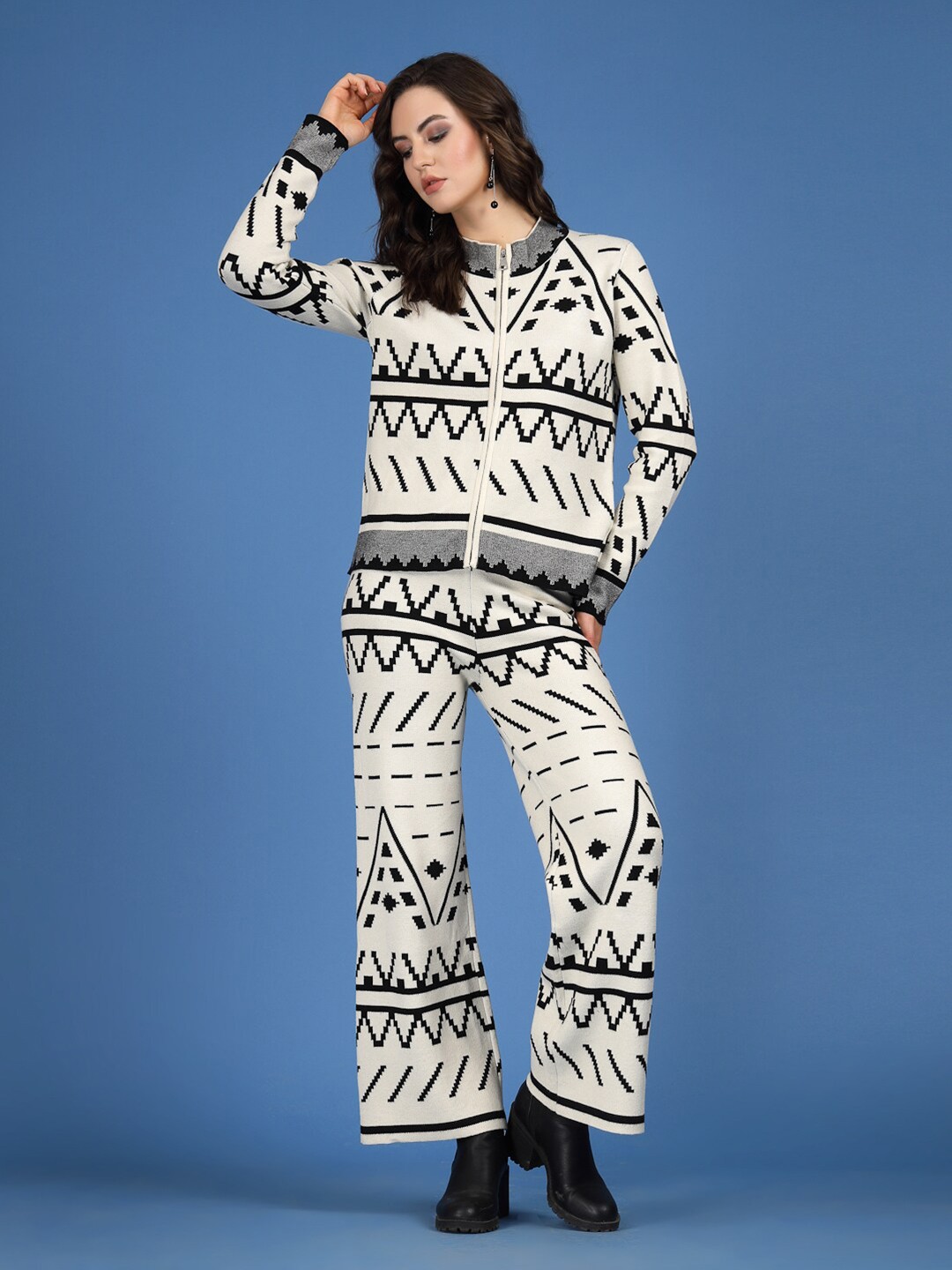 

Mafadeny Geometric Printed Cardigan Sweater & Trousers, Cream
