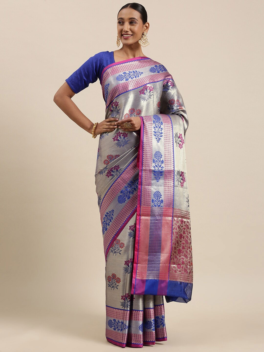 

Humairah Floral Woven Design Zari Banarasi Saree, Silver