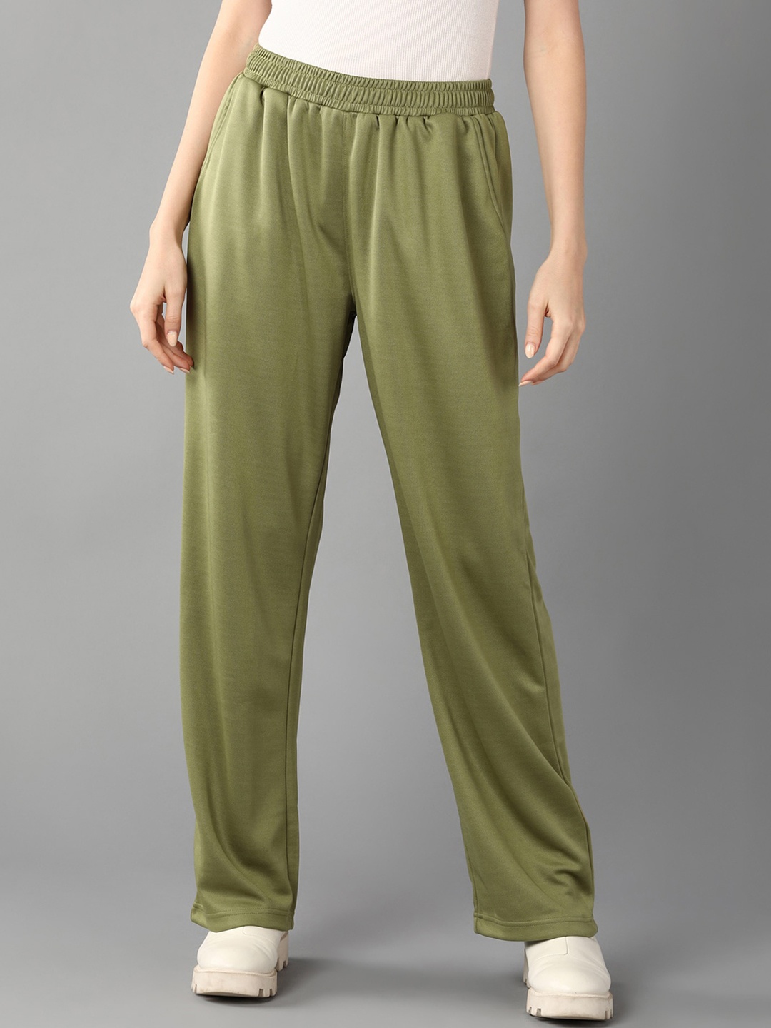 

Roadster Green Women High-Rise Straight Fit Track Pants, Olive