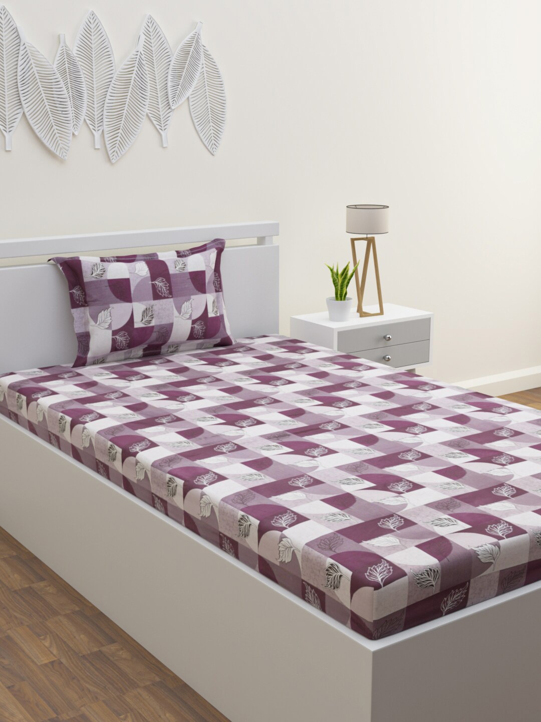 

HERE&NOW Era Magenta & White Abstract Pure Cotton 120 TC Single Bedsheet & 1 Pillow Cover