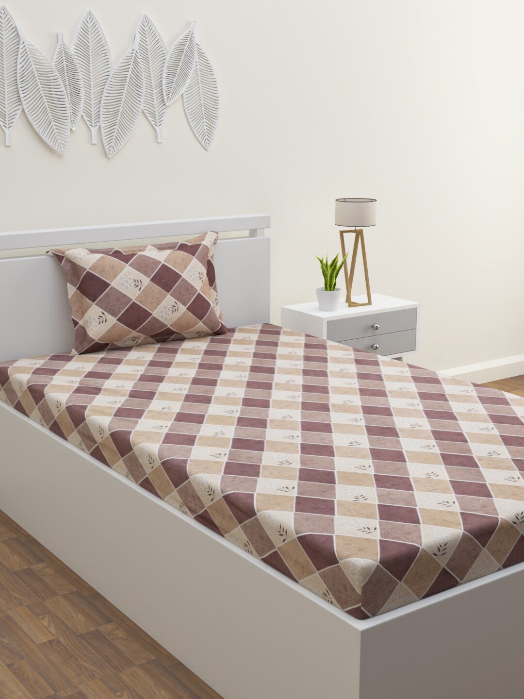 

HERE&NOW Purple & White Geometric Cotton 120 TC Single Bedsheet With 1 Pillow Cover
