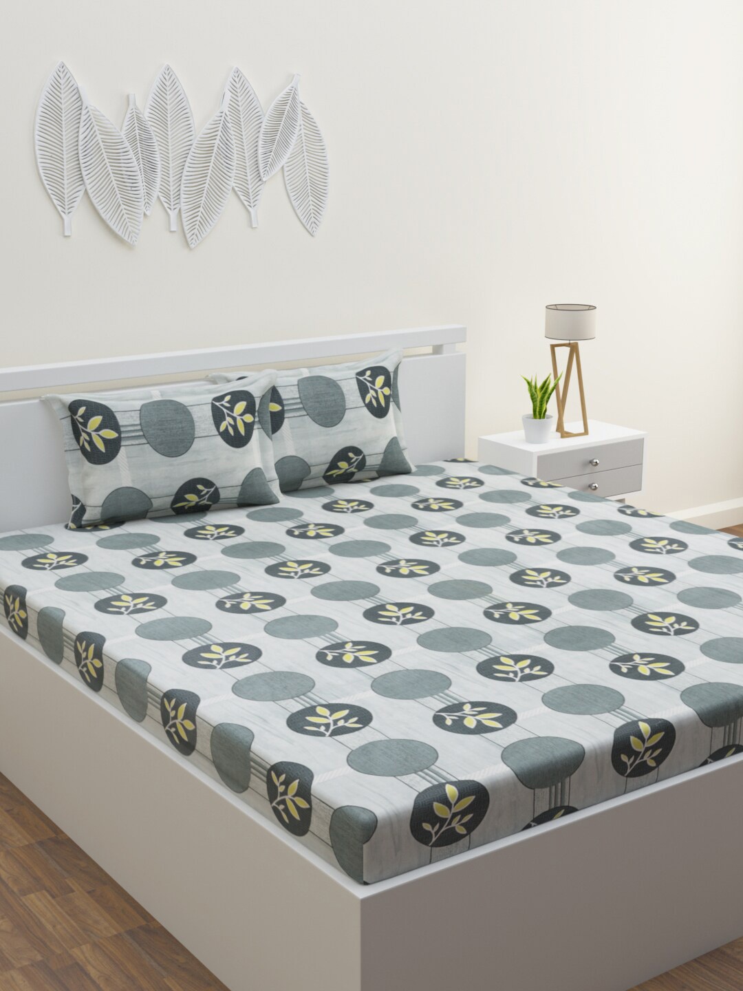 

HERE&NOW White & Grey Ethnic Motifs Cotton 120 TC Queen Bedsheet With 2 Pillow Covers