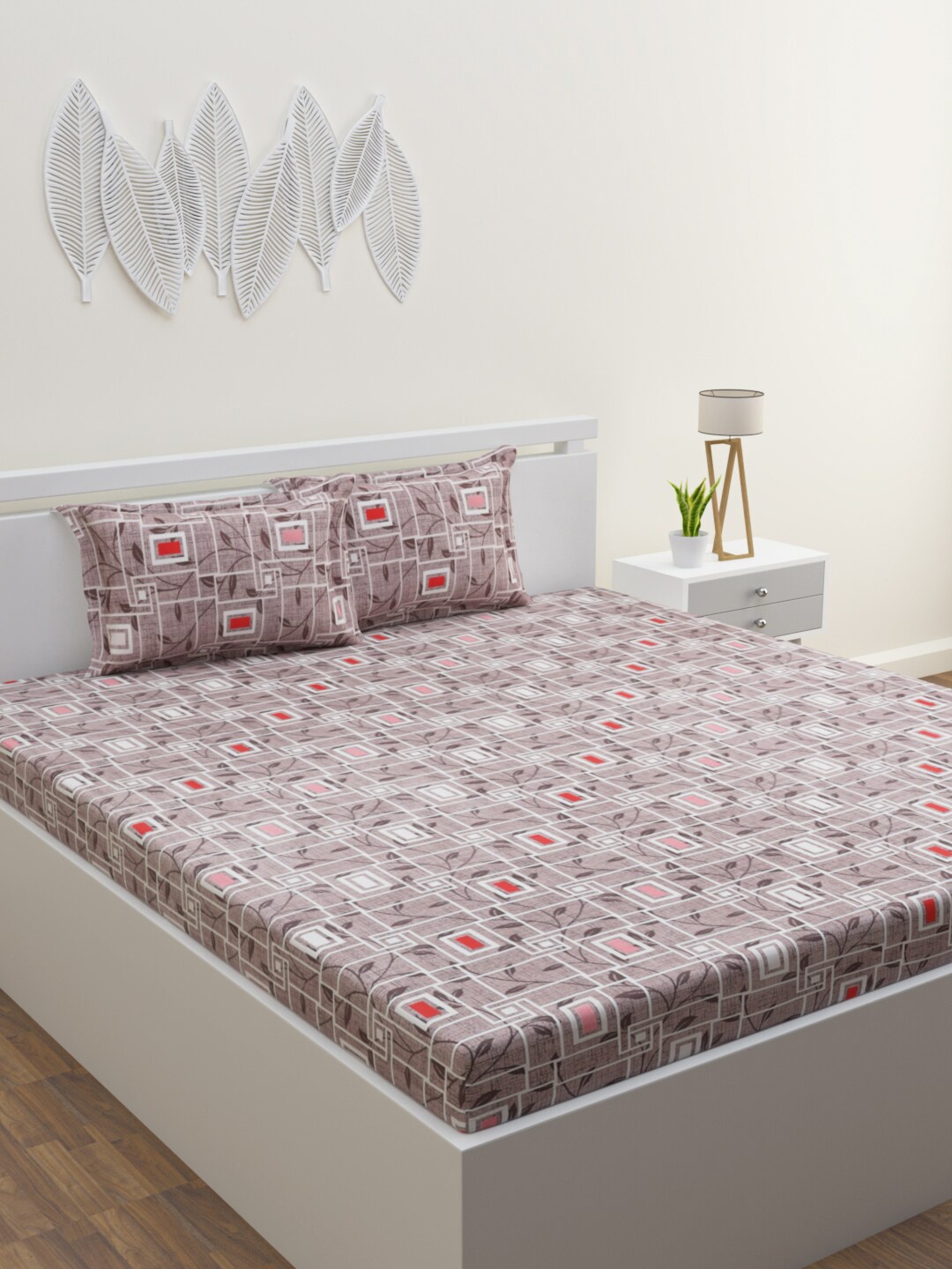

HERE&NOW White & Red Printed Cotton 120 TC Queen Bedsheet With 2 Pillow Covers