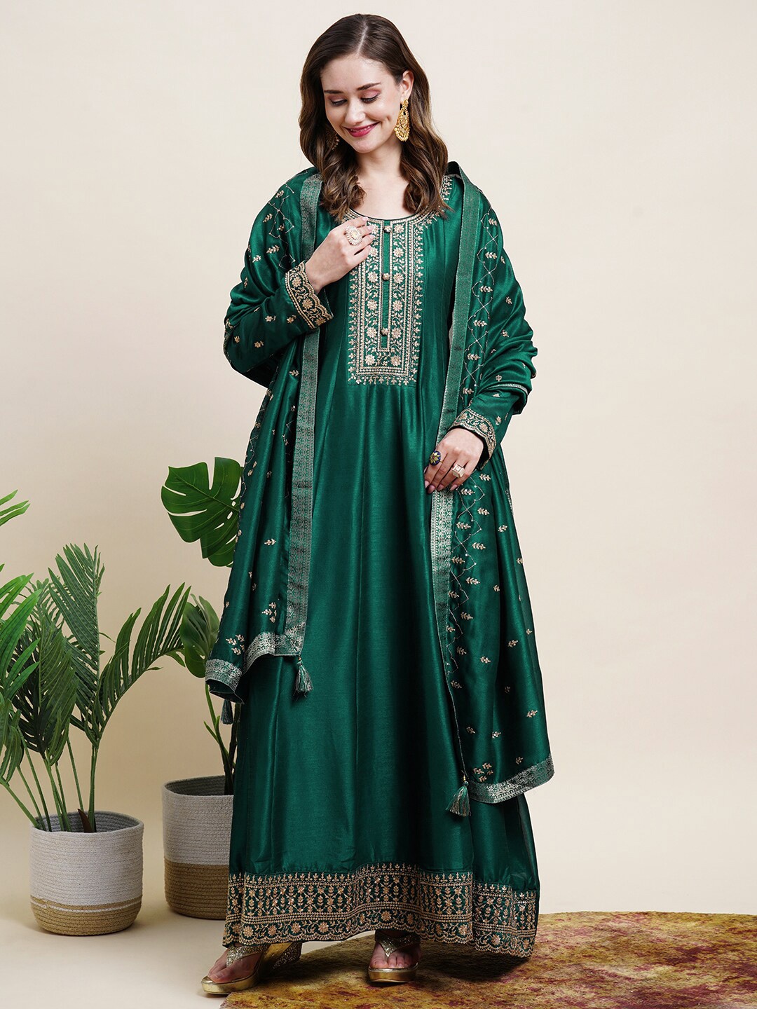 

FASHOR Green Embroidered Round Neck Pleated Anarkali Maxi Ethnic Dress With Dupatta