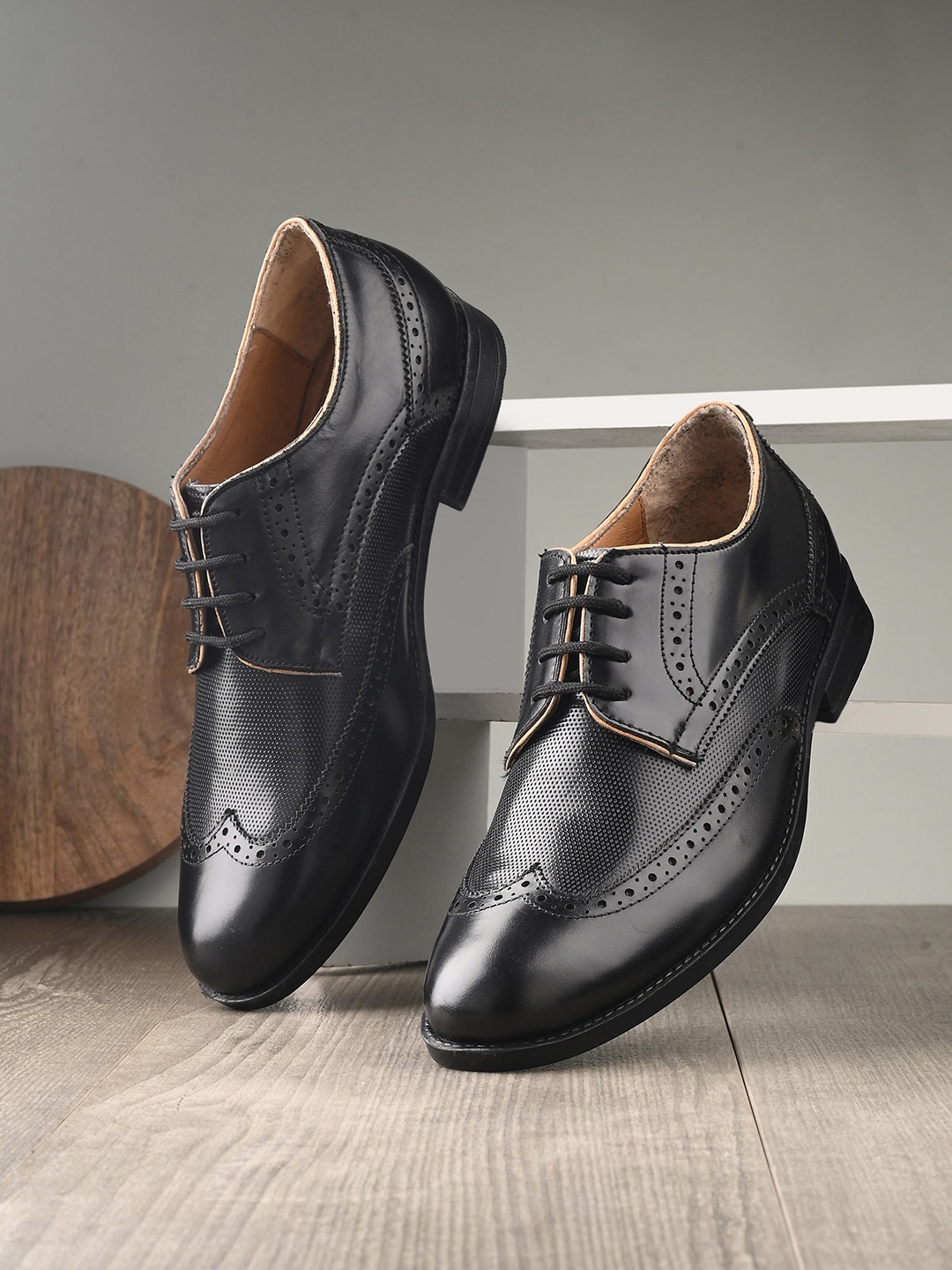 

CLOG LONDON Men Perforated Leather Formal Derbys, Black