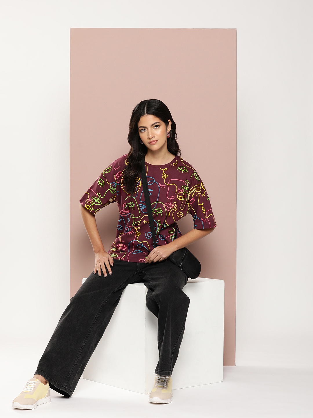 

Stormborn Abstract Printed Pure Cotton Oversized Drop-Shoulder T-Shirt, Purple