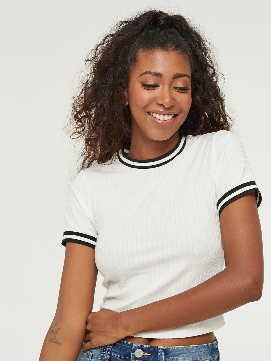 

Ardene Striped Round Neck Crop Top, White