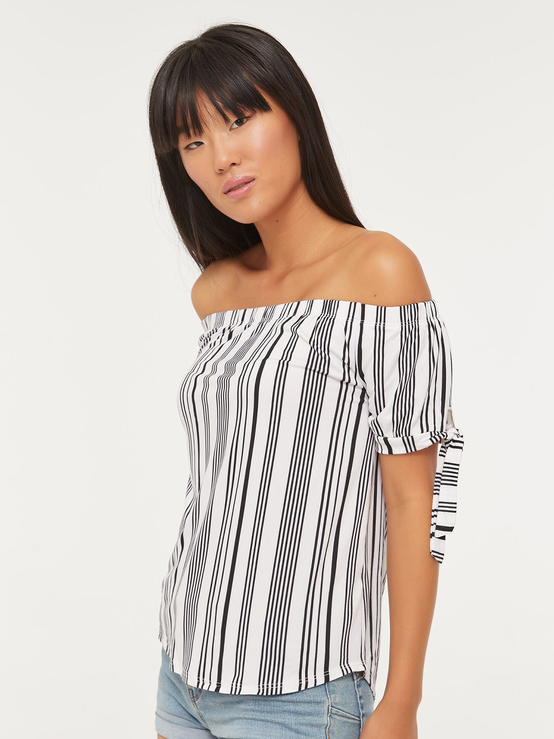 

Ardene Vertical Striped Off-Shoulder Bardot Top, White