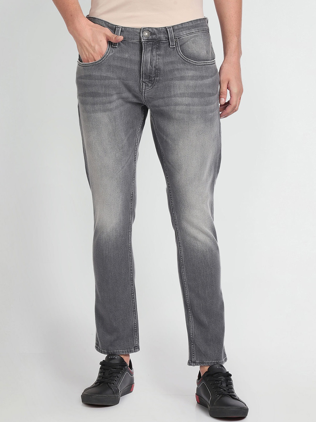 

U.S. Polo Assn. Denim Co. Men Heavy Fade Clean Look Stretchable Jeans, Grey