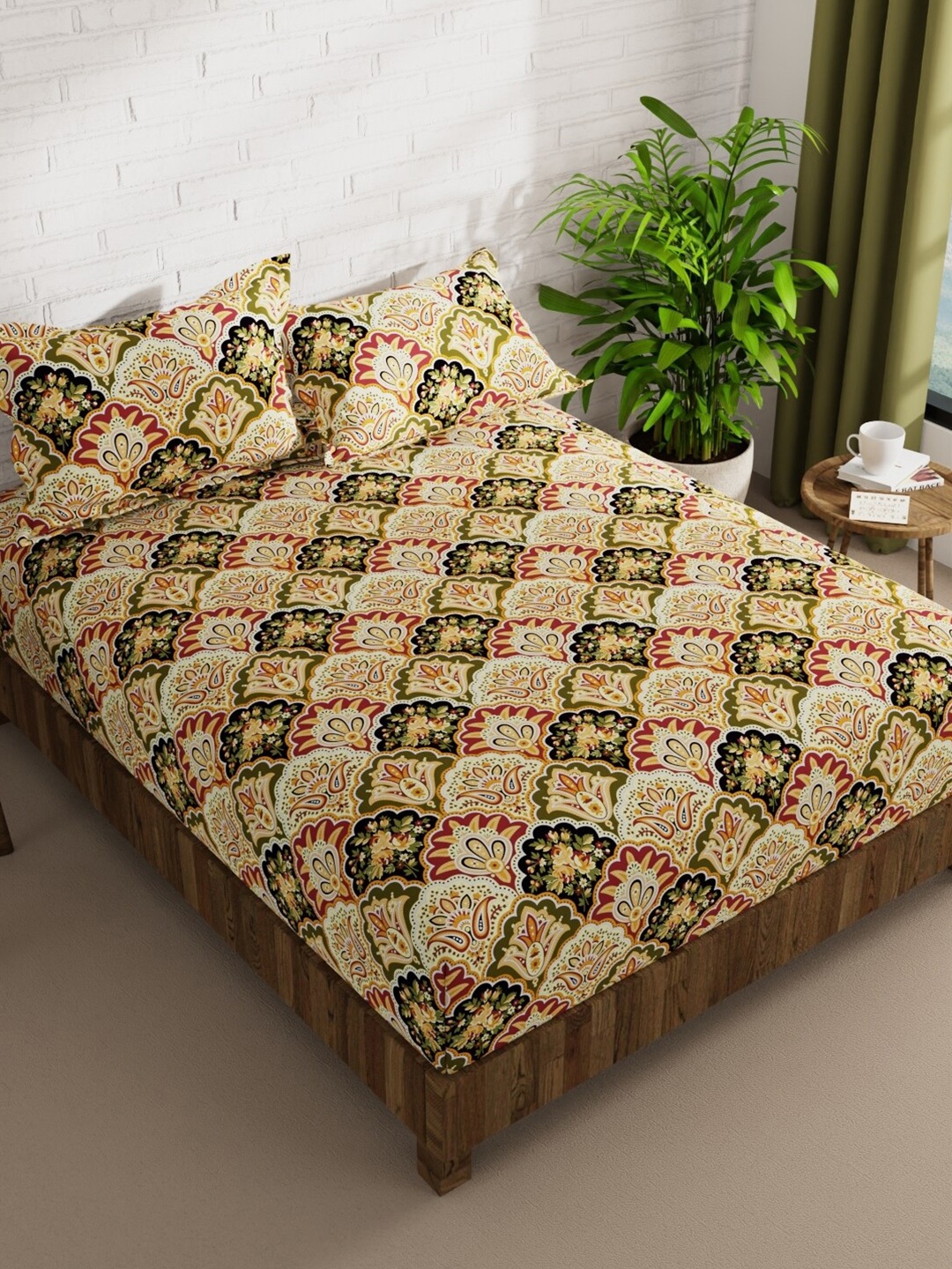 

BIANCA Envogue Beige Ethnic Motifs Microfiber 152 TC Queen Bedsheet & 2 Pillow Covers