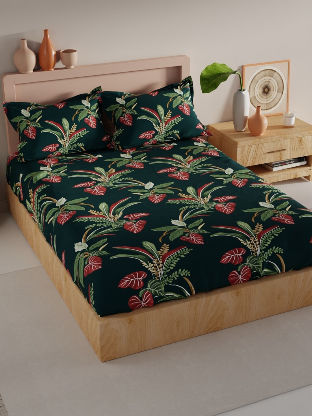 

BIANCA Tokyo-Bay Green & Black Floral Microfiber 200 TC King Bedsheet With 2 Pillow Covers