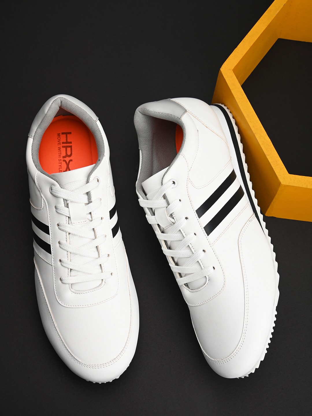 

HRX by Hrithik Roshan Men White & Black Striped Padded Insole Basics Sneakers