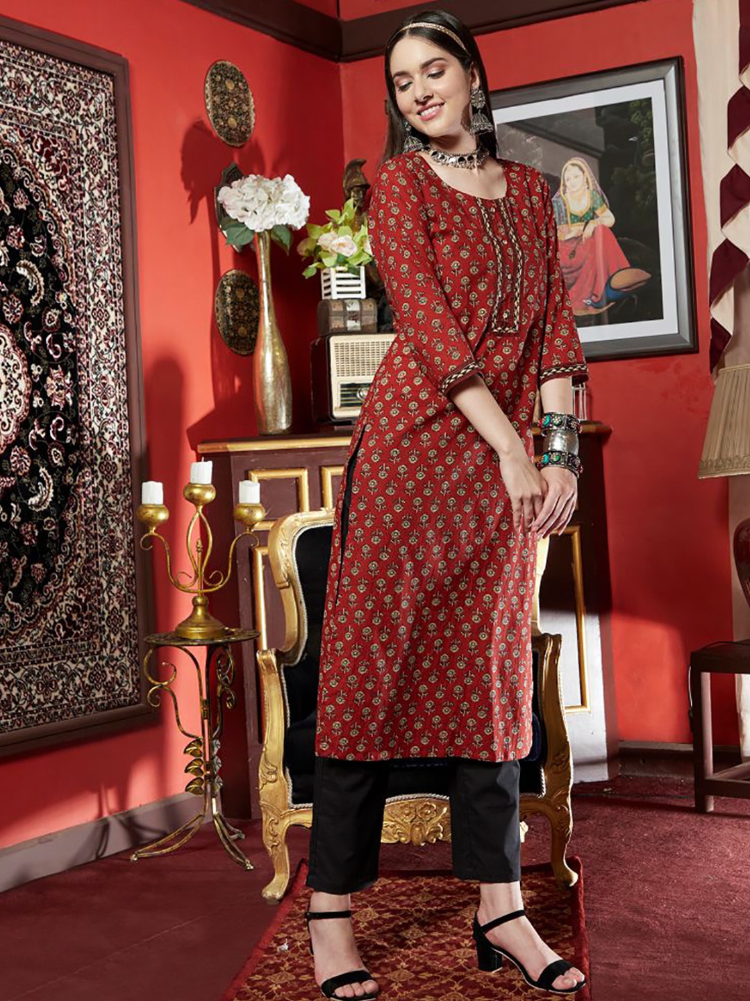 

Sangria Ethnic Printed Round Neck Cotton Straight Kurta, Maroon