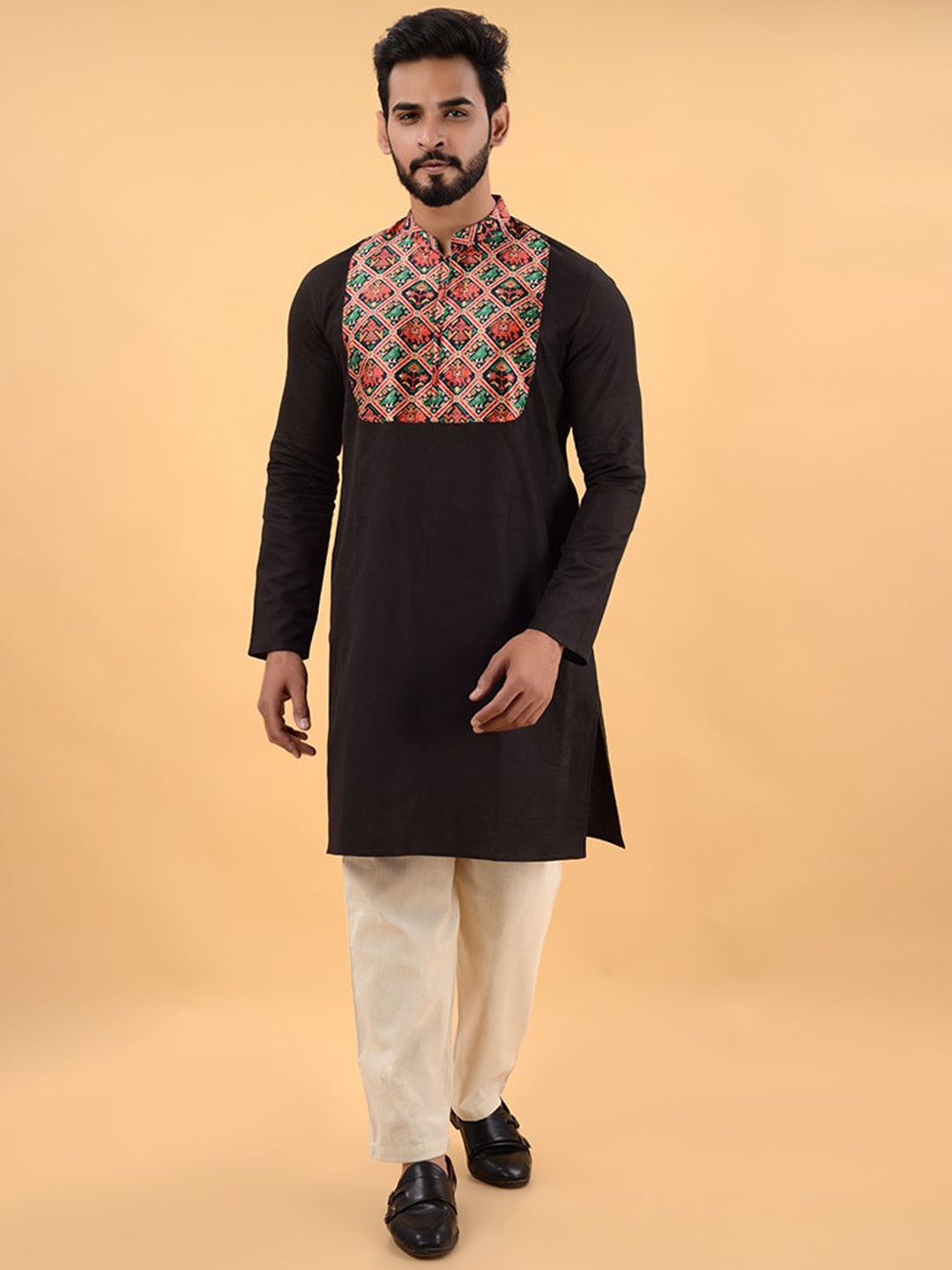 

House of K.C Men Ethnic Motifs Yoke Design Mandarin Collar Cotton Straight Kurta, Black