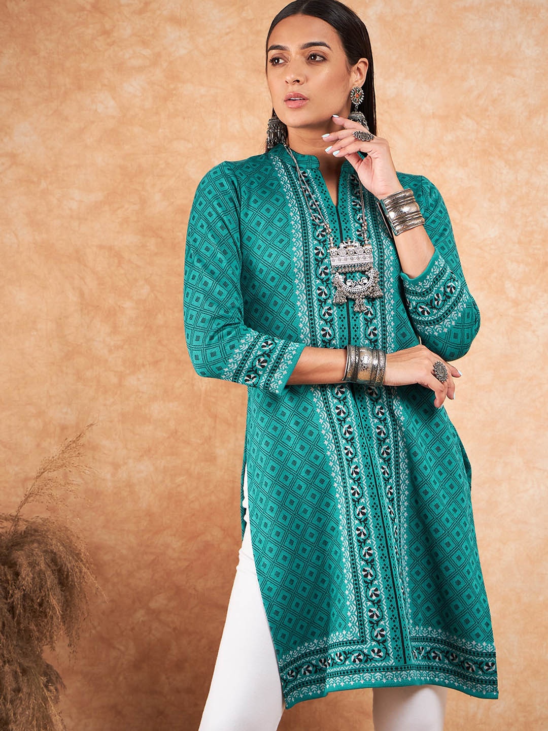 HK colours of fashion Ethnic Motifs Woven Designed Wool Straight Kurta, Green
