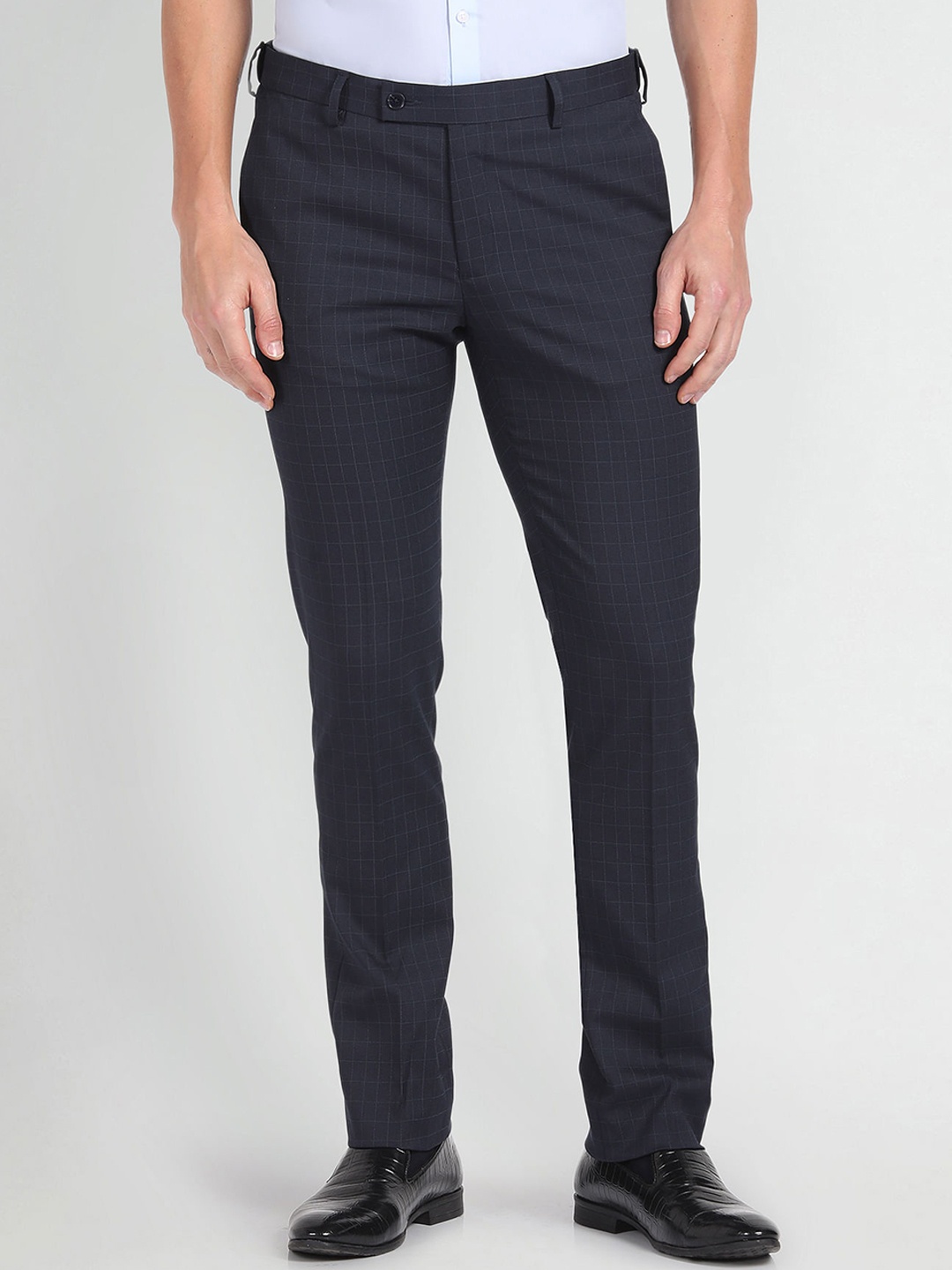 

Arrow Men Checked Regular Fit Mid-Rise Autoflex Formal Trouser, Blue