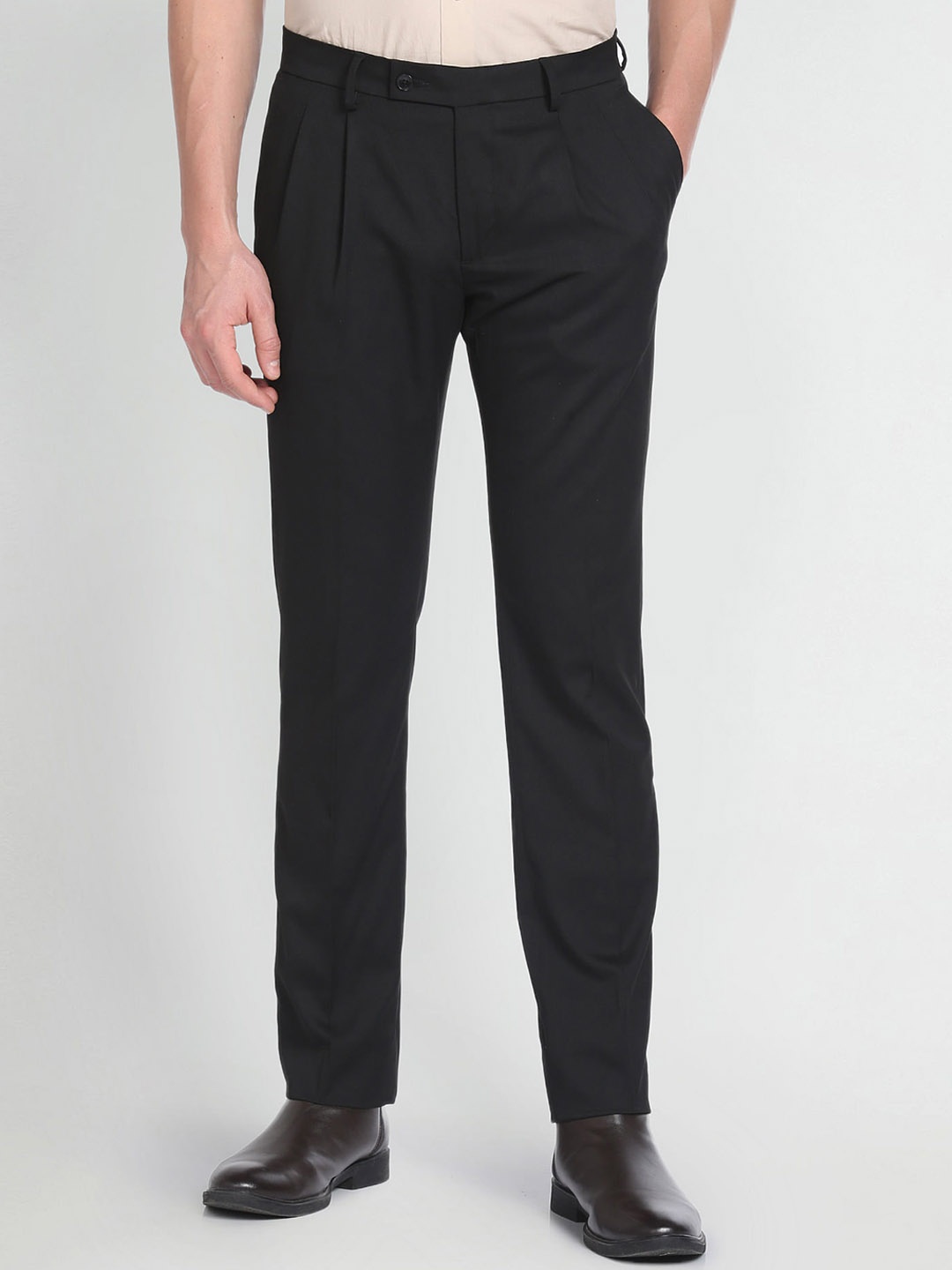 

Arrow Men Slim Fit Mid-Rise Pleated Formal Trousers, Black