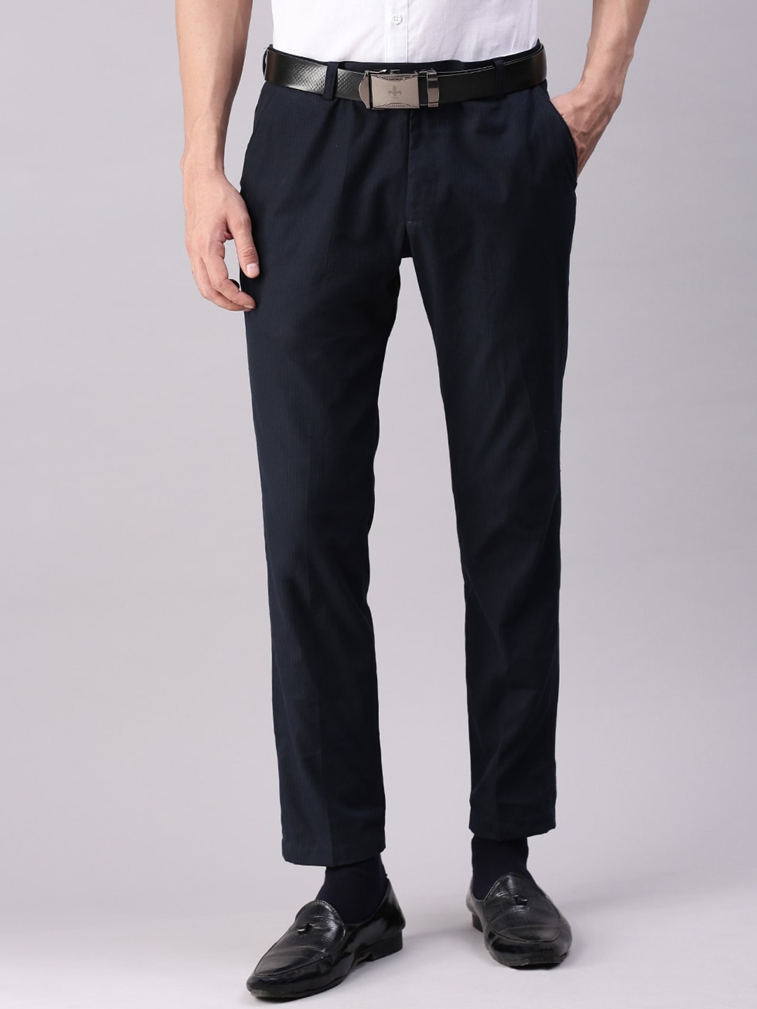 

Kryptic Men Tapered Fit Mid-Rise Cropped Formal Trousers, Navy blue
