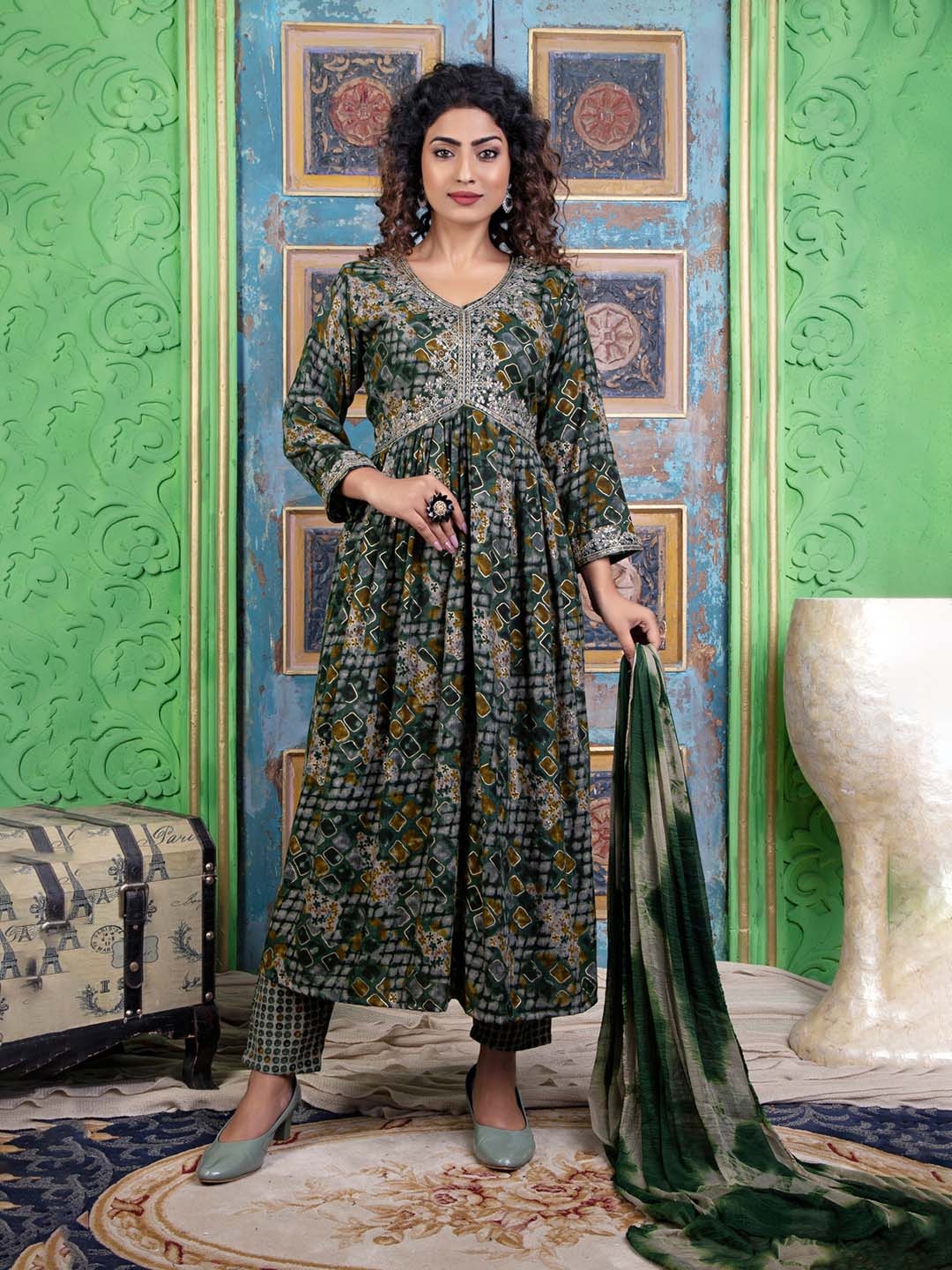 

KALINI Bandhani Printed Thread Work Kurta With Trousers & Dupatta, Green