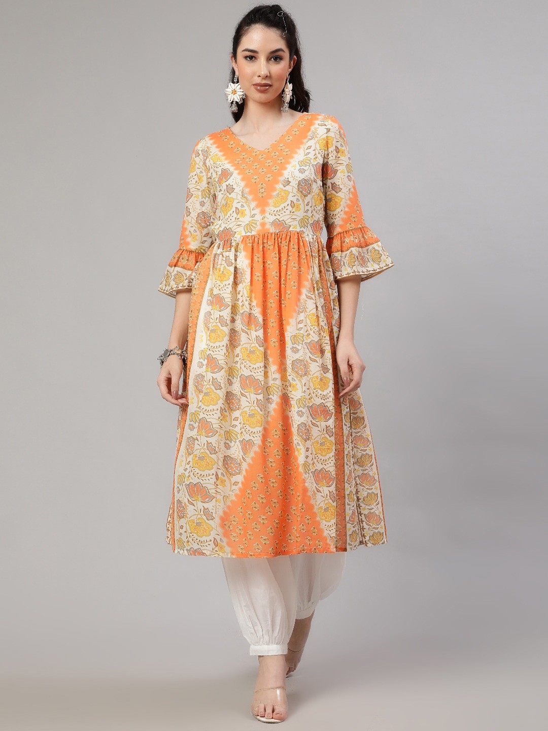 

AKS Floral Printed V-Neck Bell Sleeves Pleated Cotton Kurta, Orange