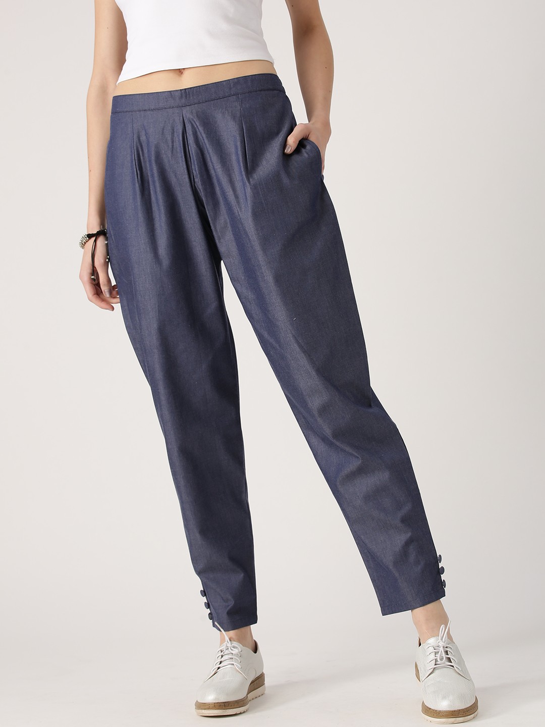 

Libas Women Blue Relaxed Fit Solid Trousers