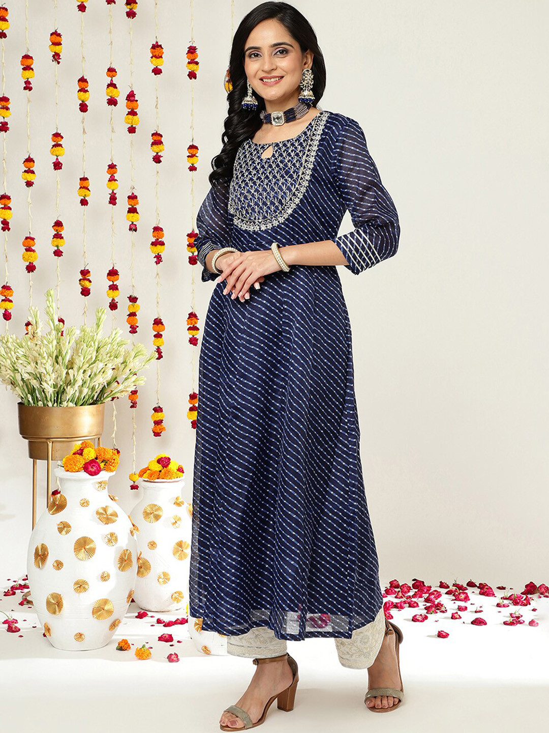 

Varanga Women Blue Lehariya Printed Zari Embroidered Kurta