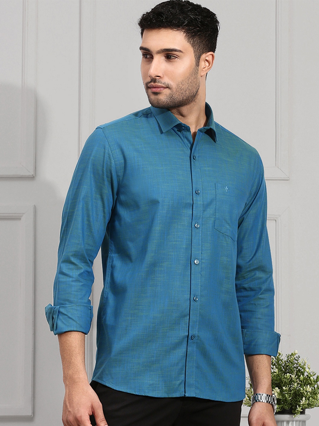

Ramraj Spread Collar Opaque Cotton Formal Shirt, Blue