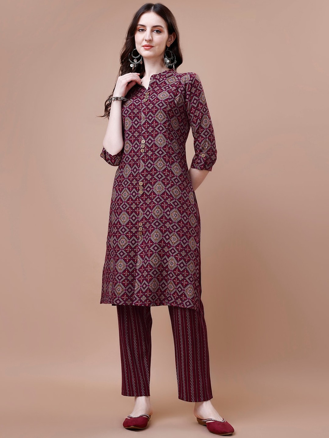 

KALINI Ethnic Motifs Printed Regular Kurta With Trousers, Maroon