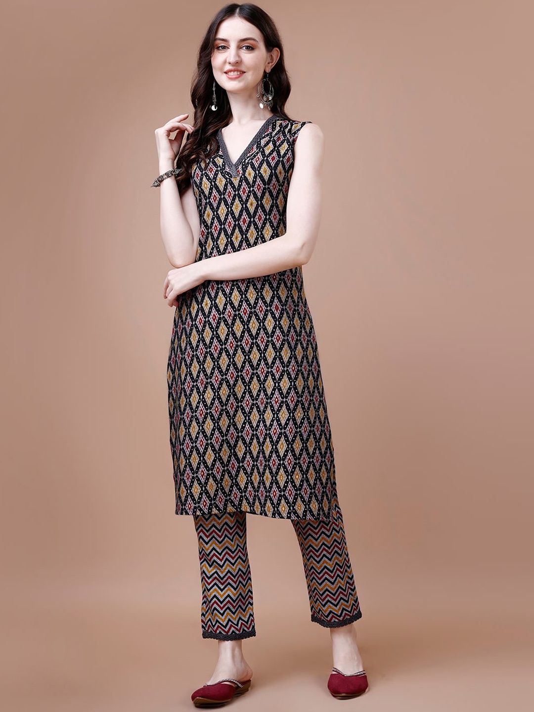 

KALINI Ethnic Motifs Printed Thread Work Kurta with Trousers, Grey