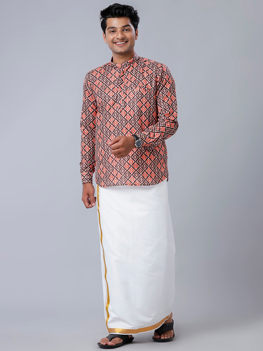 

Ramraj Cotton Mens Multi color Design Full Sleeve Kurtha, Red